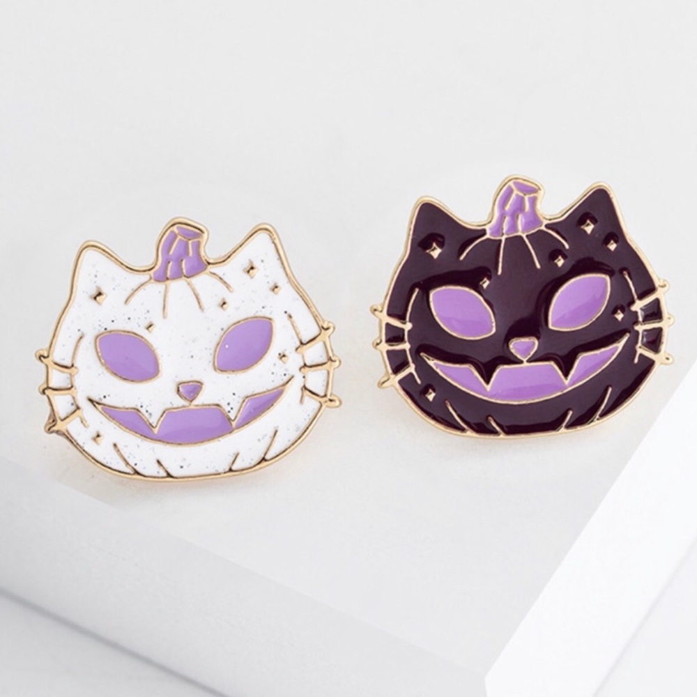 NEW | 🎃 Spooky Cat Pumpkin Pins
